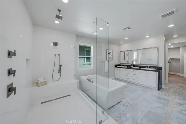 59 Ray, Irvine, California 92618