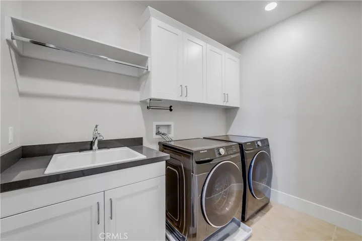 59 Ray, Irvine, California 92618