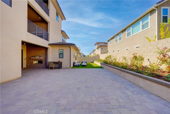 59 Ray, Irvine, California 92618
