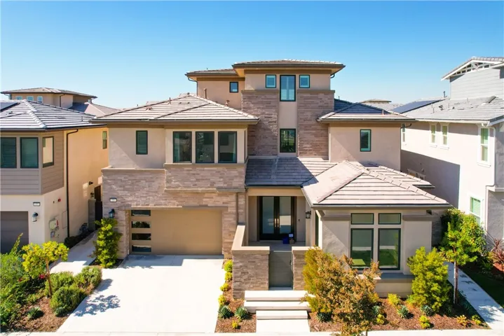 59 Ray, Irvine, California 92618