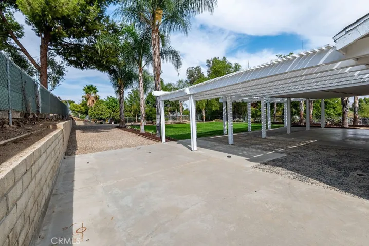 33227 Blanche Drive, Lake Elsinore, California 92530