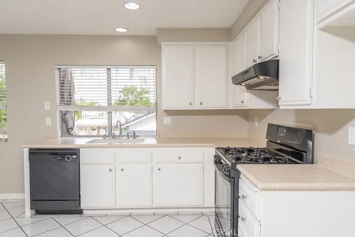 33227 Blanche Drive, Lake Elsinore, California 92530