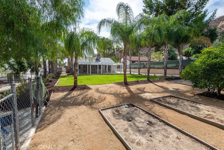 33227 Blanche Drive, Lake Elsinore, California 92530
