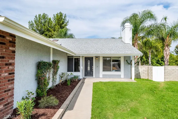 33227 Blanche Drive, Lake Elsinore, California 92530