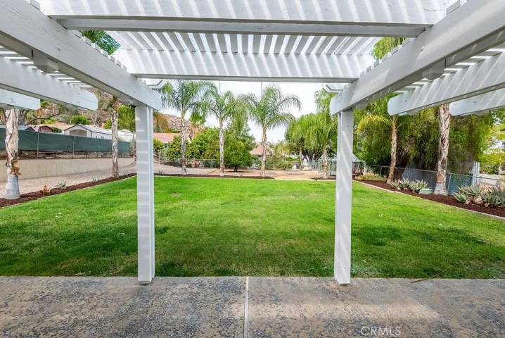33227 Blanche Drive, Lake Elsinore, California 92530