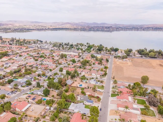 33227 Blanche Drive, Lake Elsinore, California 92530
