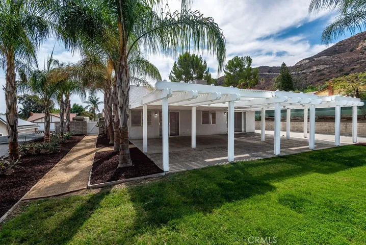 33227 Blanche Drive, Lake Elsinore, California 92530
