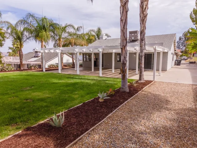 33227 Blanche Drive, Lake Elsinore, California 92530