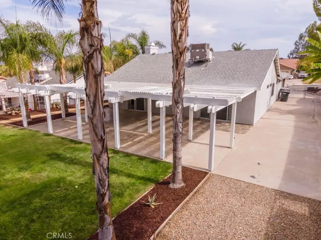 33227 Blanche Drive, Lake Elsinore, California 92530