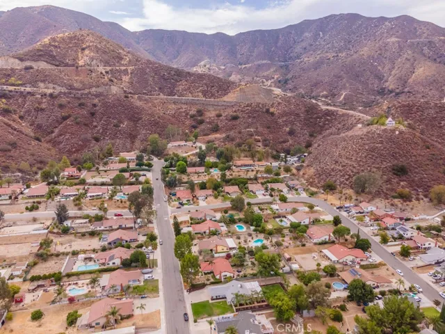 33227 Blanche Drive, Lake Elsinore, California 92530