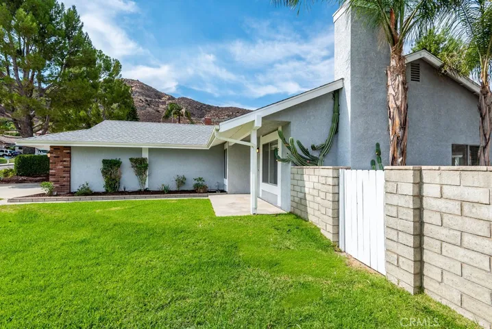 33227 Blanche Drive, Lake Elsinore, California 92530