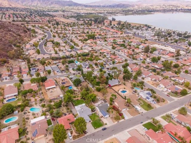 33227 Blanche Drive, Lake Elsinore, California 92530
