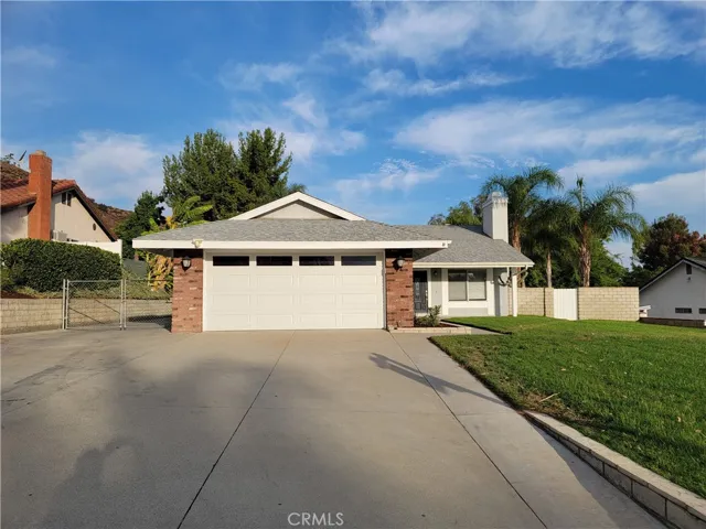 33227 Blanche Drive, Lake Elsinore, California 92530