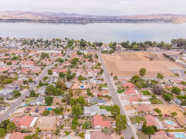 33227 Blanche Drive, Lake Elsinore, California 92530