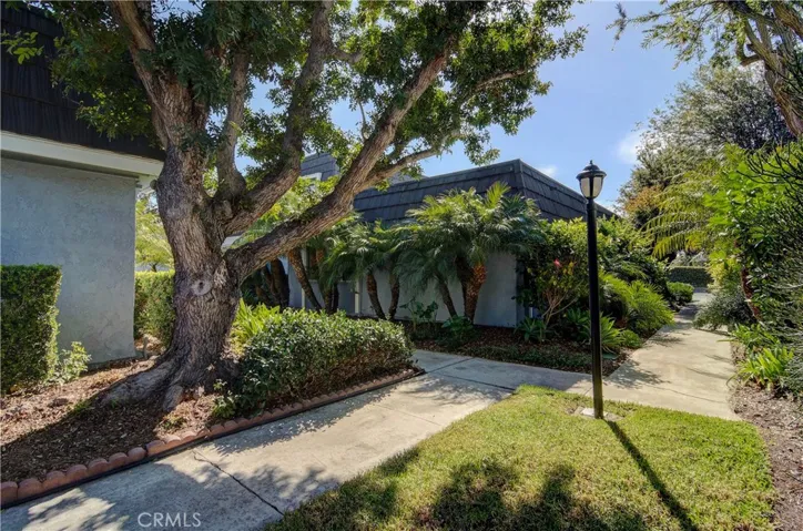 8401 Leeward Drive, Huntington Beach, California 92646