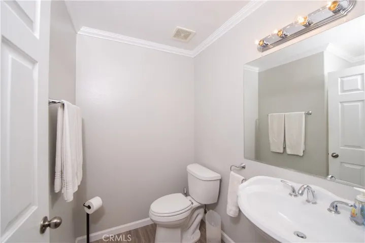 27592 Concord Lane, Menifee, California 92585