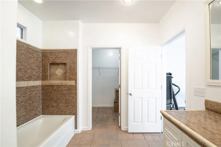 27592 Concord Lane, Menifee, California 92585
