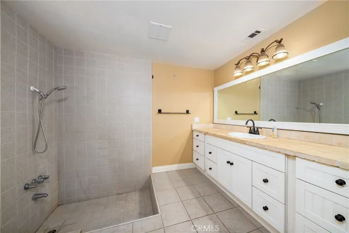 5098 California Avenue, Norco, California 92860