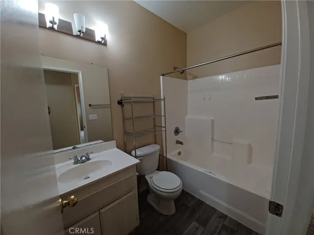 12555 Glen Canyon Lane, Victorville, California 92395