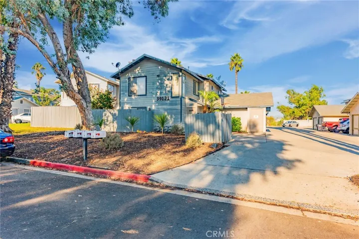39121 Agua, Murrieta, California 92563