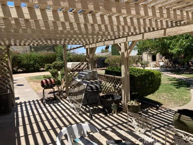 14222 La Brisa Road, Victorville, California 92392