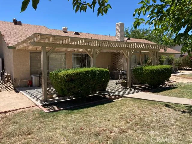 14222 La Brisa Road, Victorville, California 92392