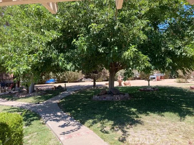 14222 La Brisa Road, Victorville, California 92392