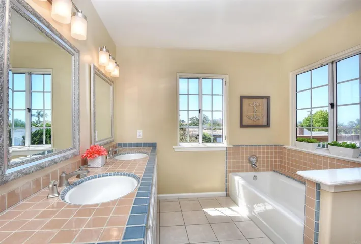 142 Avenida Princesa, San Clemente, California 92672