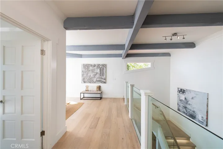 727 Kendall Drive, Laguna Beach, California 92651