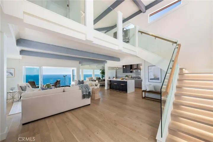 727 Kendall Drive, Laguna Beach, California 92651