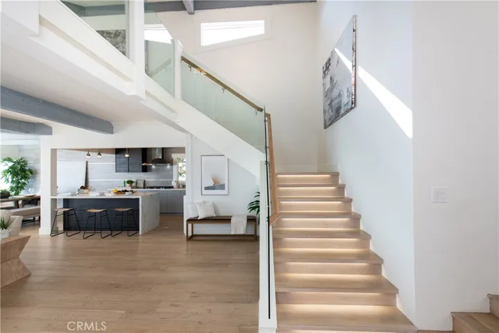 727 Kendall Drive, Laguna Beach, California 92651