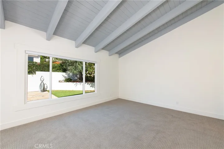 727 Kendall Drive, Laguna Beach, California 92651
