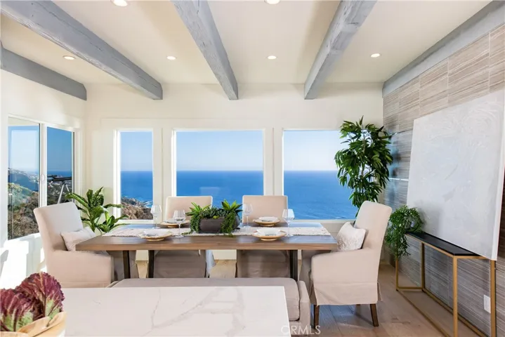727 Kendall Drive, Laguna Beach, California 92651