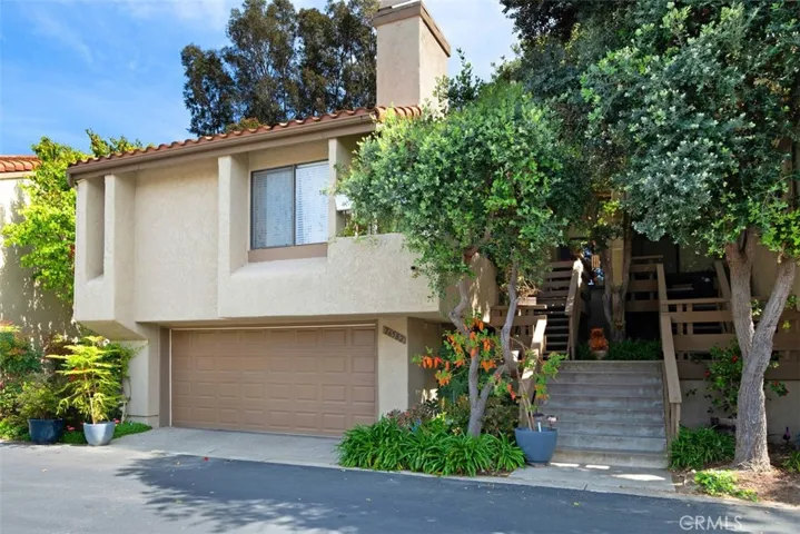 26582 El Toboso, Mission Viejo, California 92691