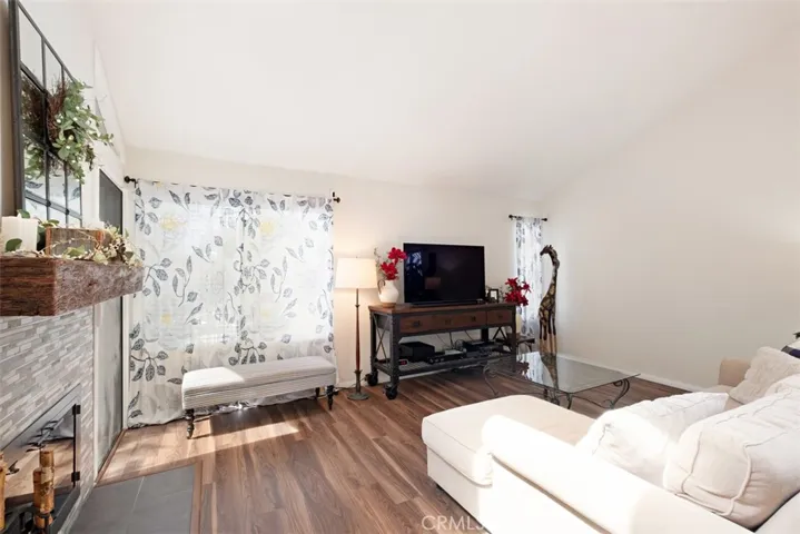 26582 El Toboso, Mission Viejo, California 92691