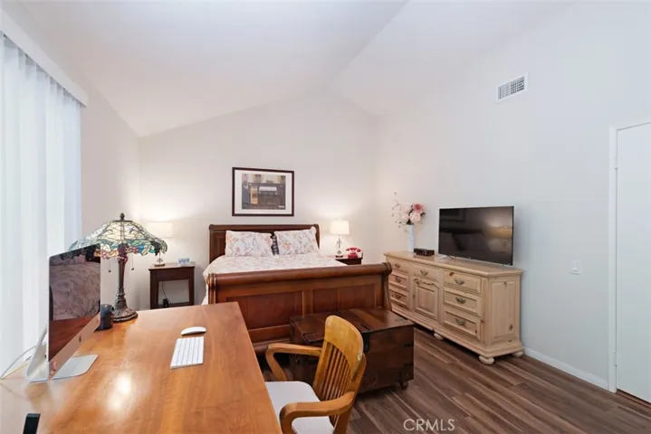 26582 El Toboso, Mission Viejo, California 92691