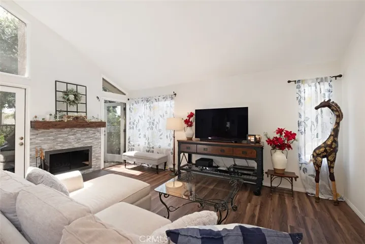 26582 El Toboso, Mission Viejo, California 92691