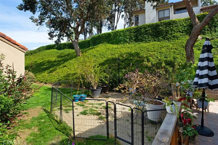 26582 El Toboso, Mission Viejo, California 92691