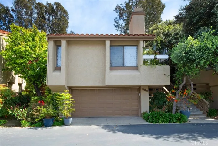 26582 El Toboso, Mission Viejo, California 92691
