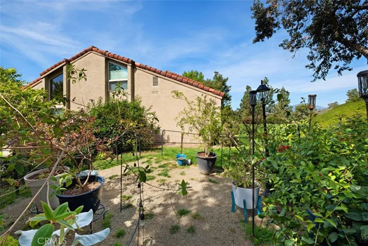 26582 El Toboso, Mission Viejo, California 92691