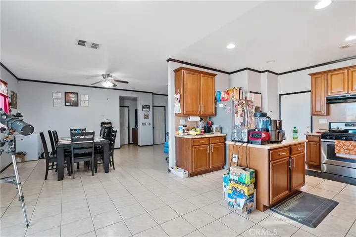 3051 Jojoba, Palmdale, California 93550