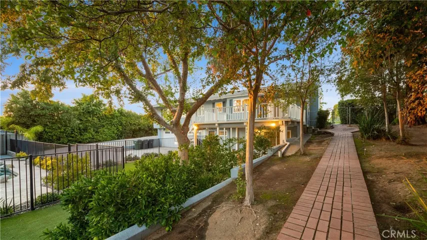 636 E Mariposa Drive, Redlands, California 92373