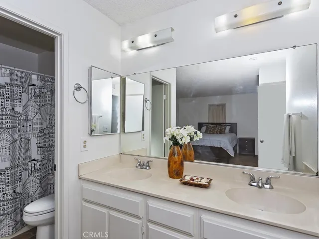 9491 Birmingham Avenue, Jurupa Valley, California 92509
