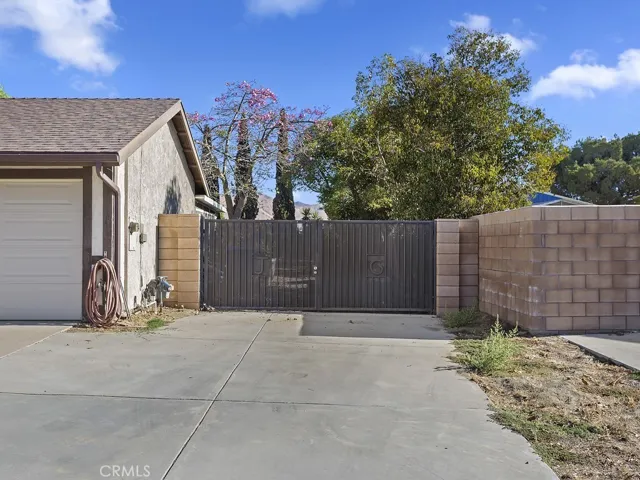 9491 Birmingham Avenue, Jurupa Valley, California 92509