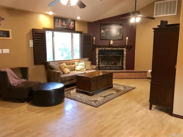 276 Editha Dr, El Cajon, California 92019
