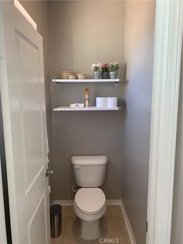 Master Bath Private Commode Room