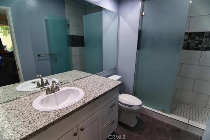 3160 Puesta Del Sol Court 104, Corona, California 92882