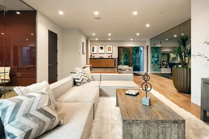 1020 Hermosa Way, Menlo Park, California 94025