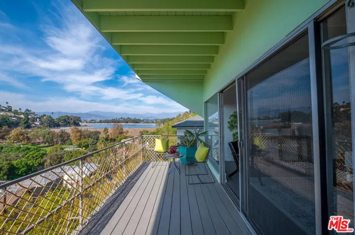 1811 Fanning Street, Los Angeles, California 90026