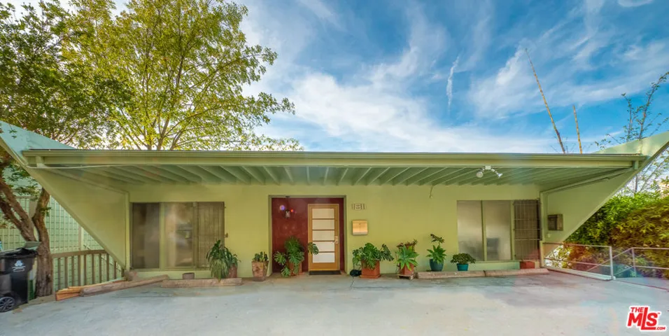 1811 Fanning Street, Los Angeles, California 90026